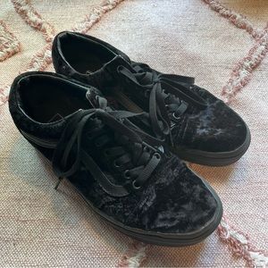 Vans Black Velvet Old school size 8.5